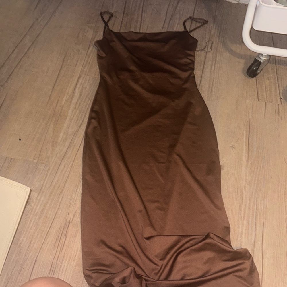 VIBE SPORTSWEAR BACKLESS BROWN DRESS